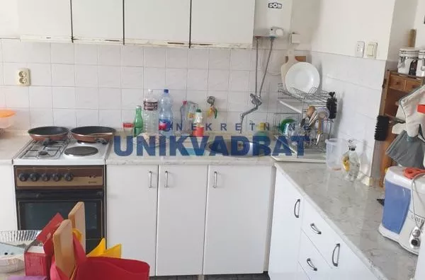 Šestosoban stan | 4zida