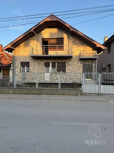 2-etažna kuća | 4zida