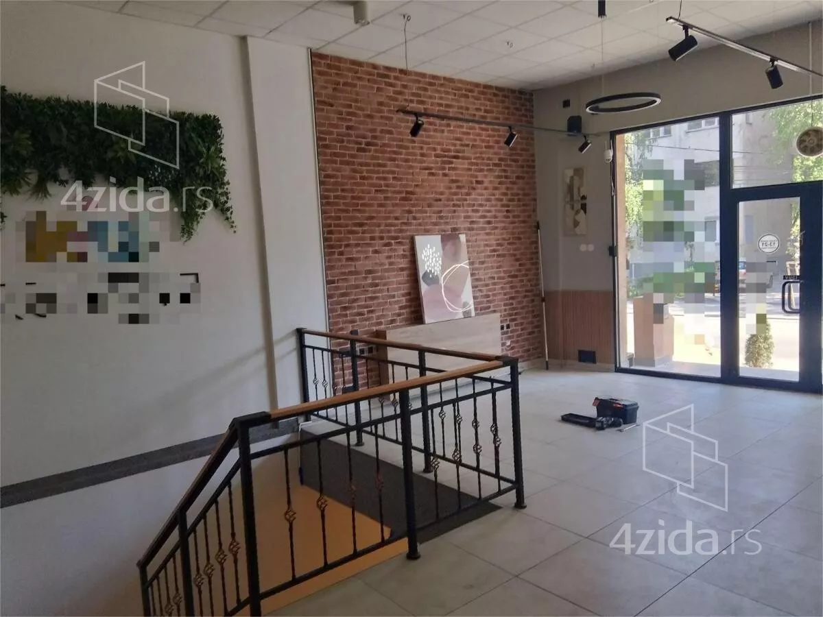 Lokal | 4zida