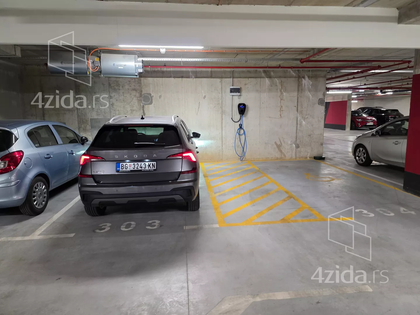 Parking | 4zida