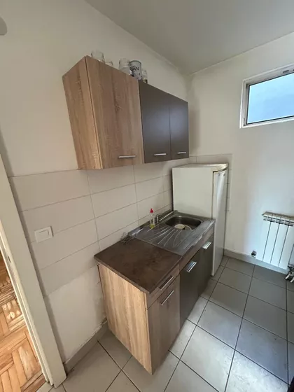 Vukov Spomenik | 4zida.rs