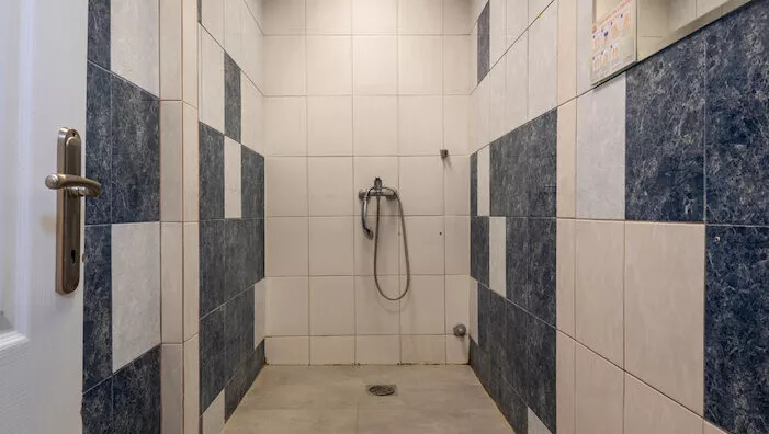 Poslovna zgrada | 4zida