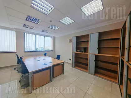 CENTAR | 4zida.rs