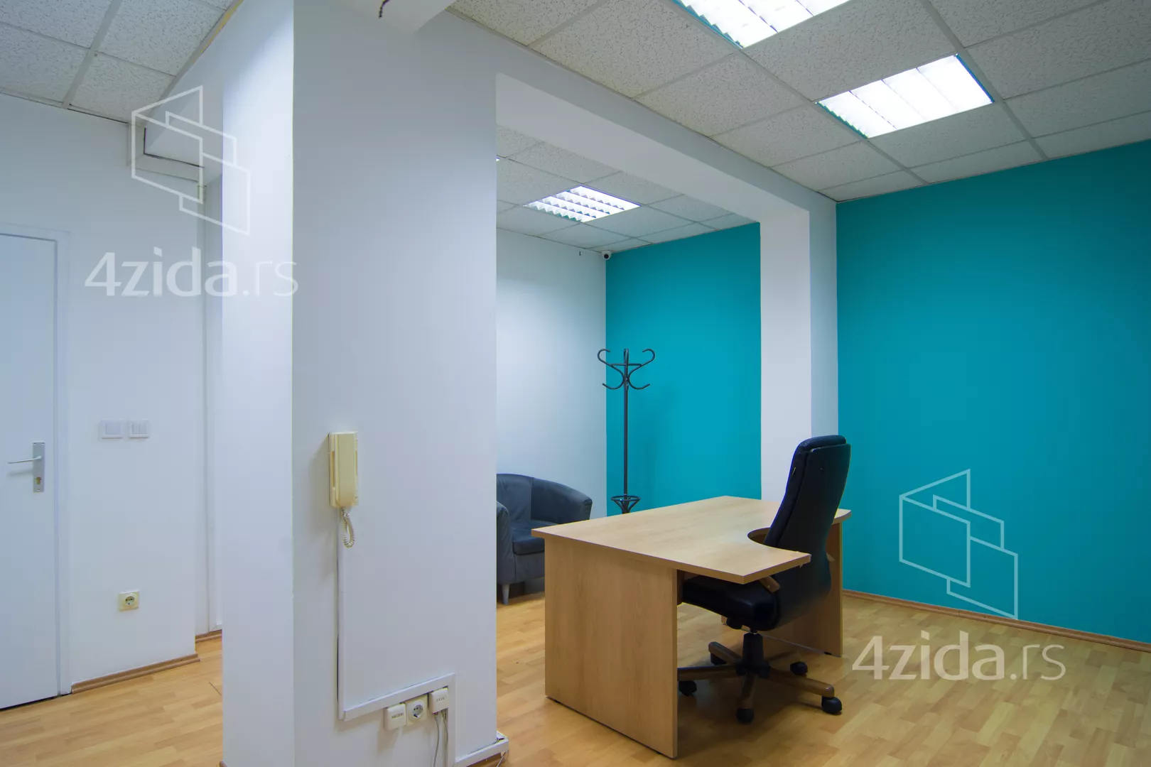 Poslovni prostor | 4zida