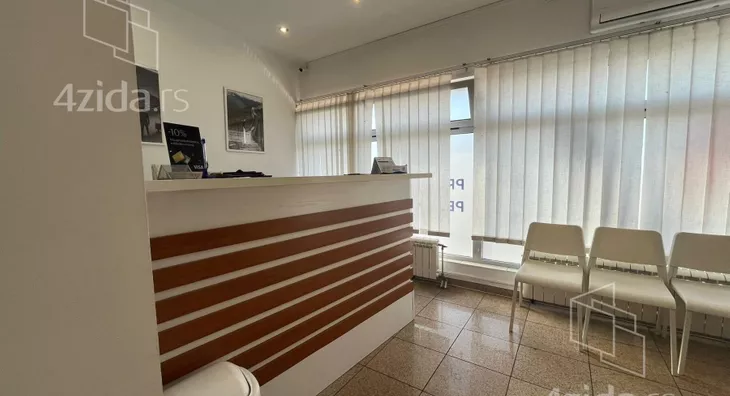 Poslovni prostor | 4zida