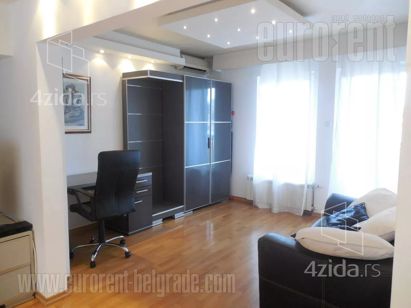 Četvoroiposoban stan | 4zida