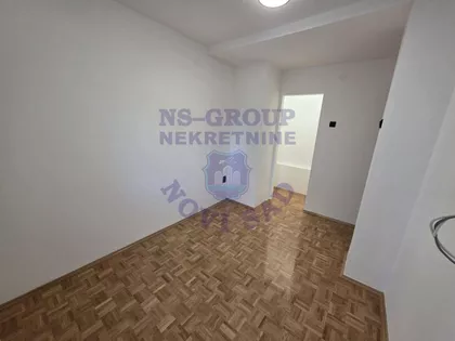 Pariske Komune | 4zida.rs