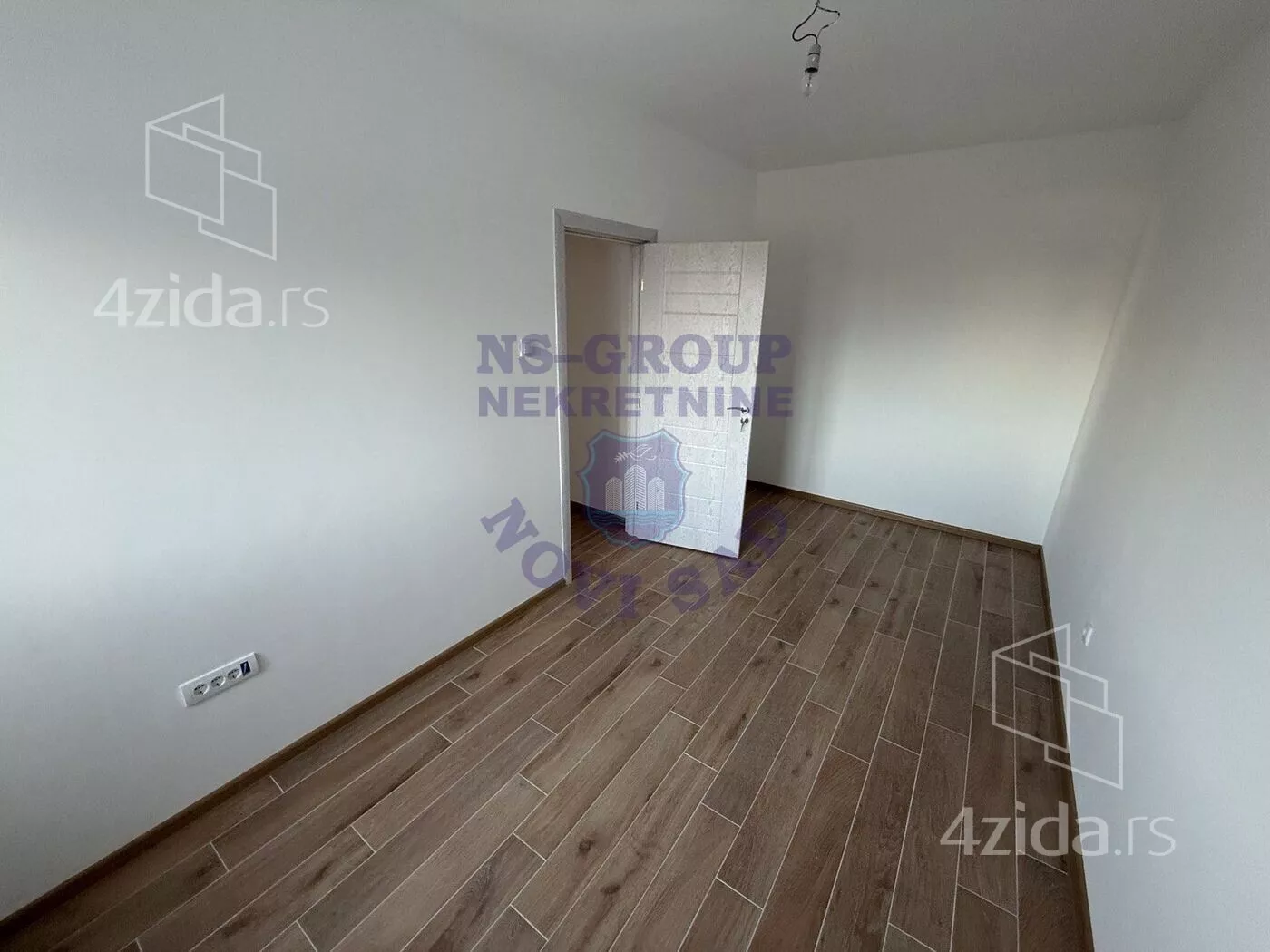 Šestosoban stan | 4zida