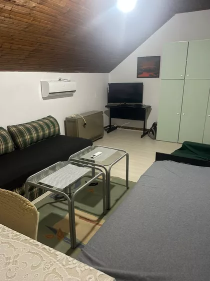Slobodana Jovića 3B | 4zida.rs