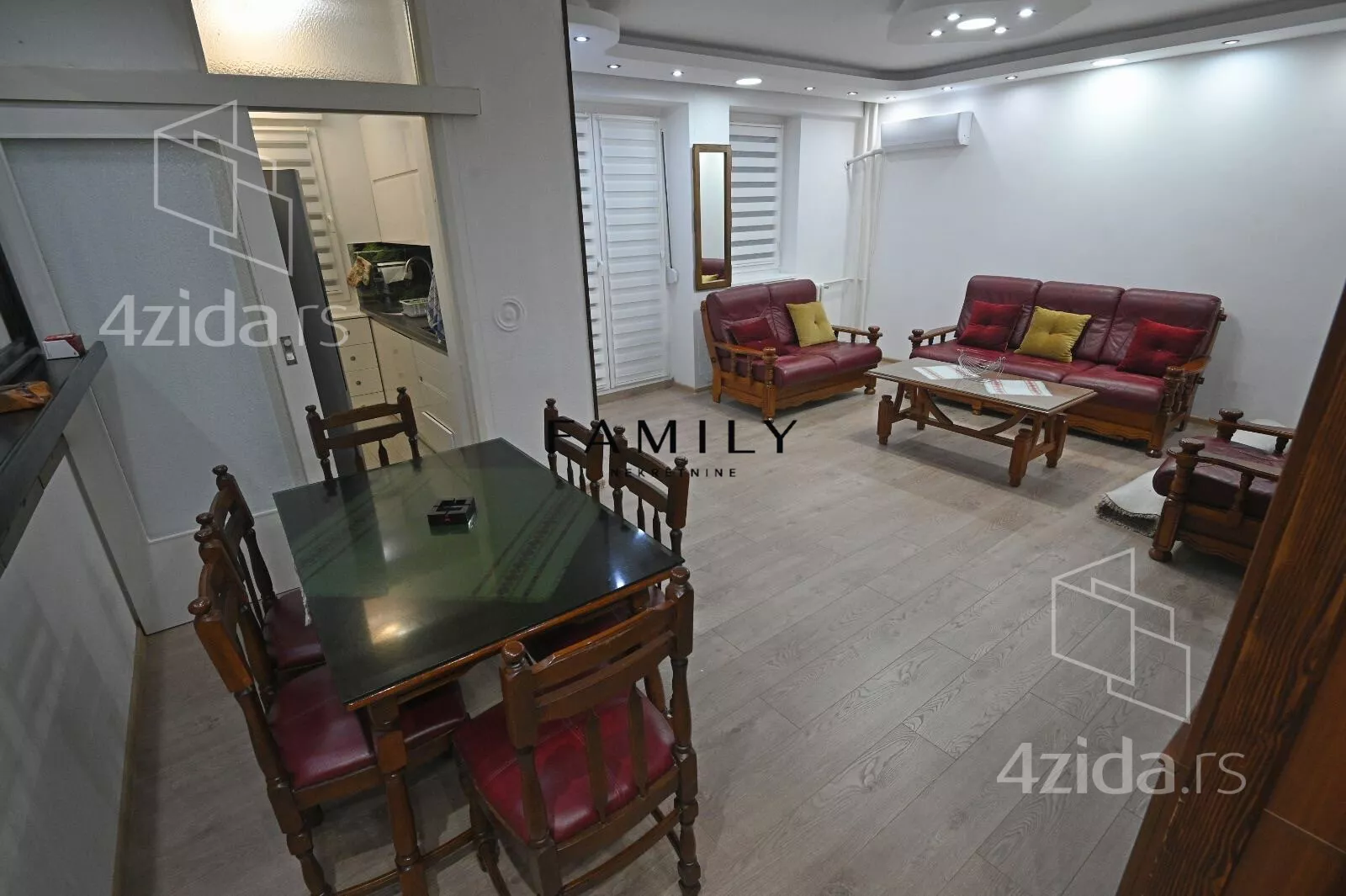 Četvorosoban stan | 4zida