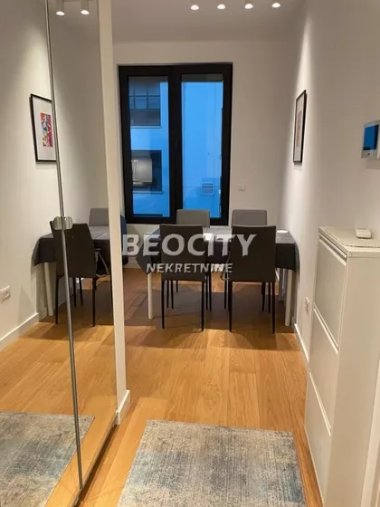 Bulevar vojvode Bojovića | 4zida.rs