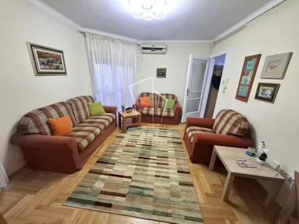 Čika Ljubina | 4zida.rs