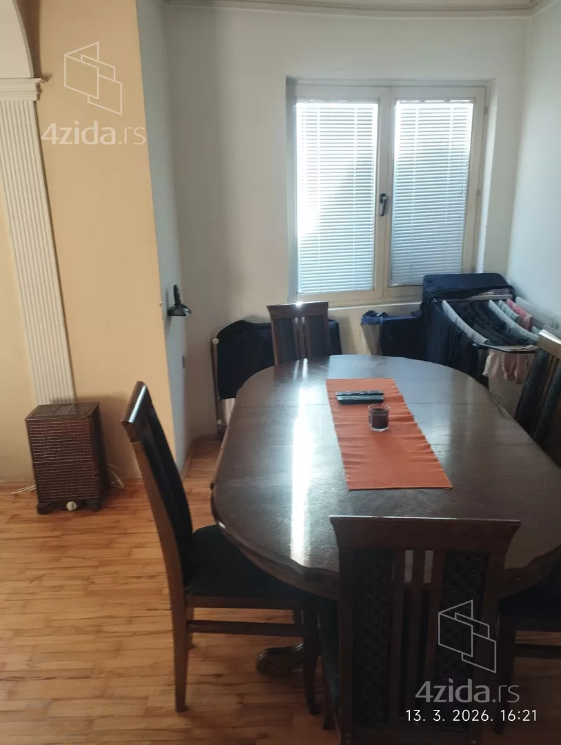 5-etažna kuća | 4zida