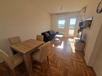 Bulevar Patrijarha Pavla (Somborski Bulevar) | 4zida.rs