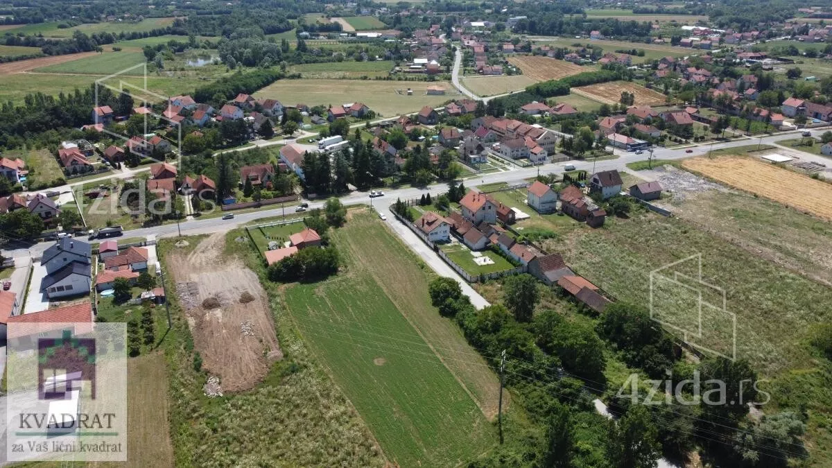 Plac | 4zida