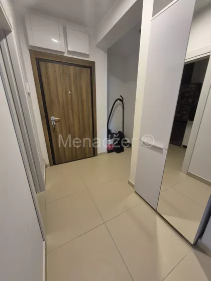 Autokomanda | 4zida.rs