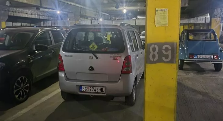 Garaža | 4zida