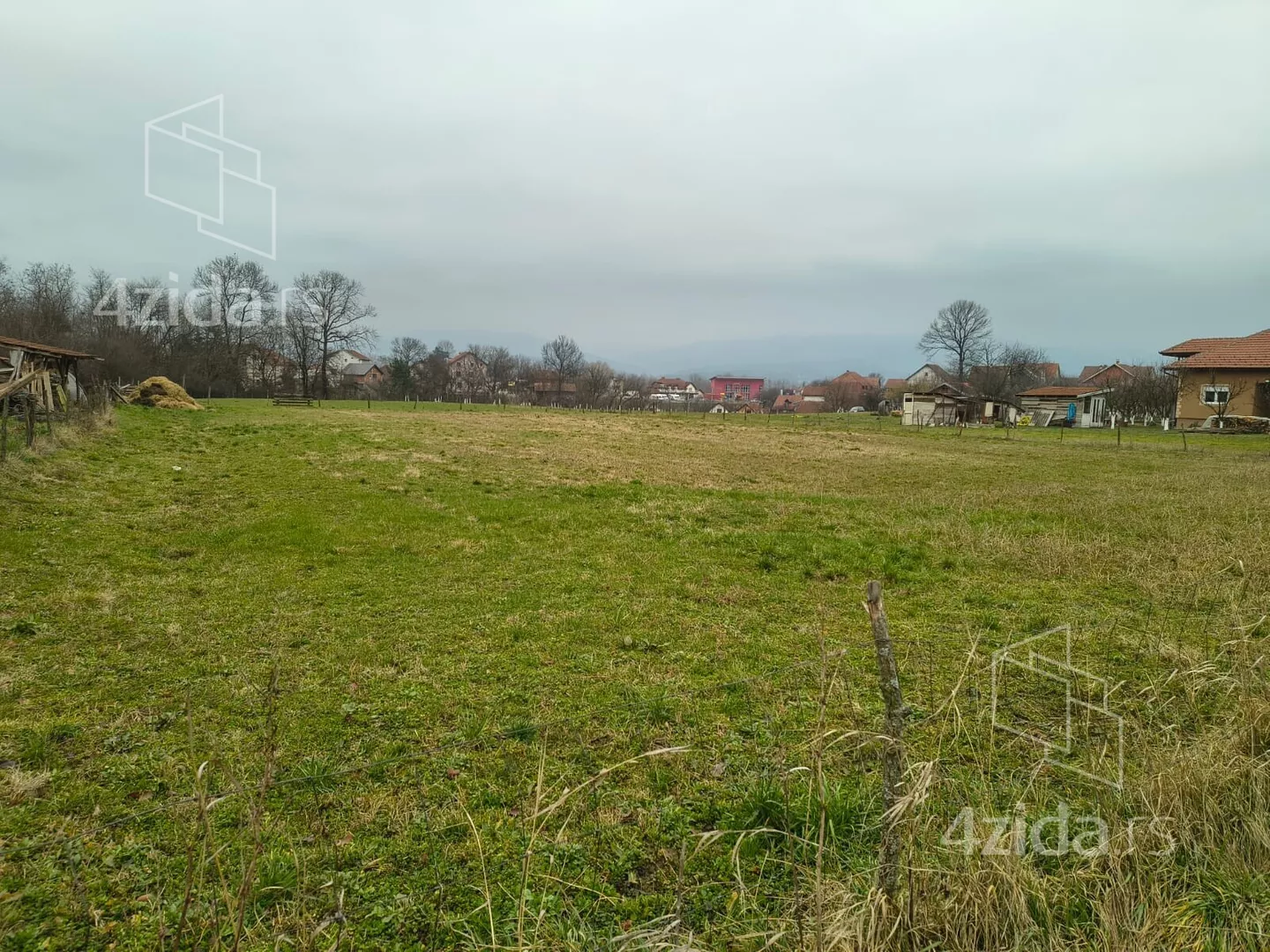 Građevinsko zemljište | 4zida