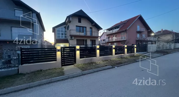 3-etažna kuća | 4zida