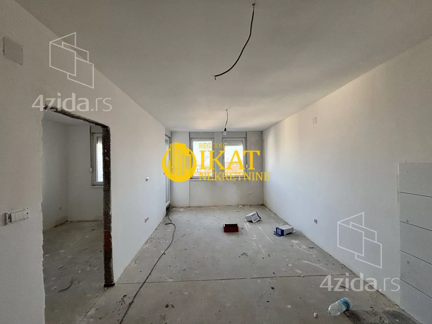 Jednoiposoban stan | 4zida