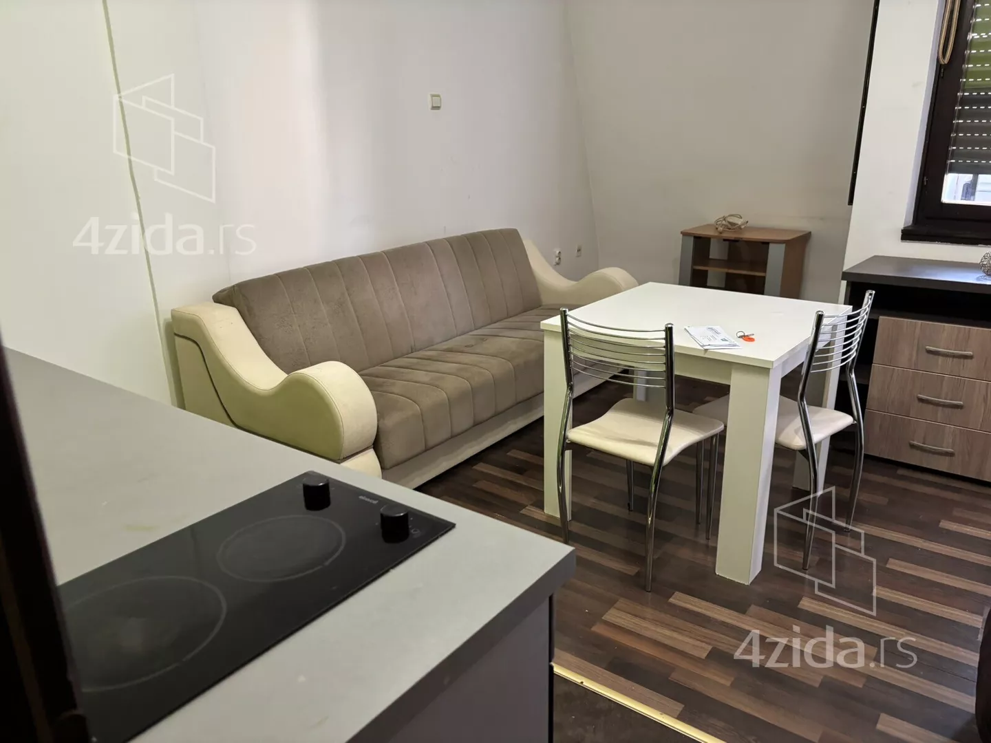 Garsonjera | 4zida