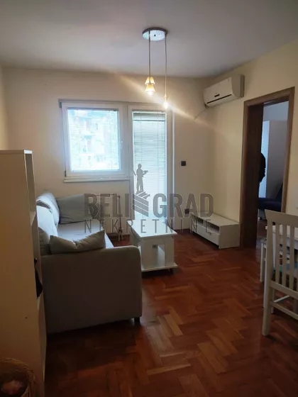 Prvoboraca | 4zida.rs