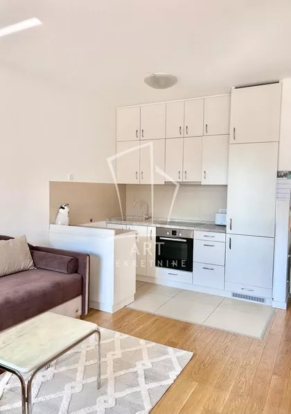 Vojislava Ilića | 4zida.rs