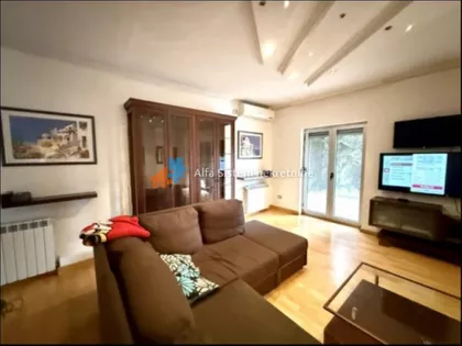 Surčin (mesto) | 4zida.rs