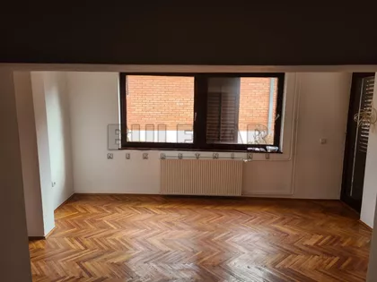 Cara Konstantina | 4zida.rs