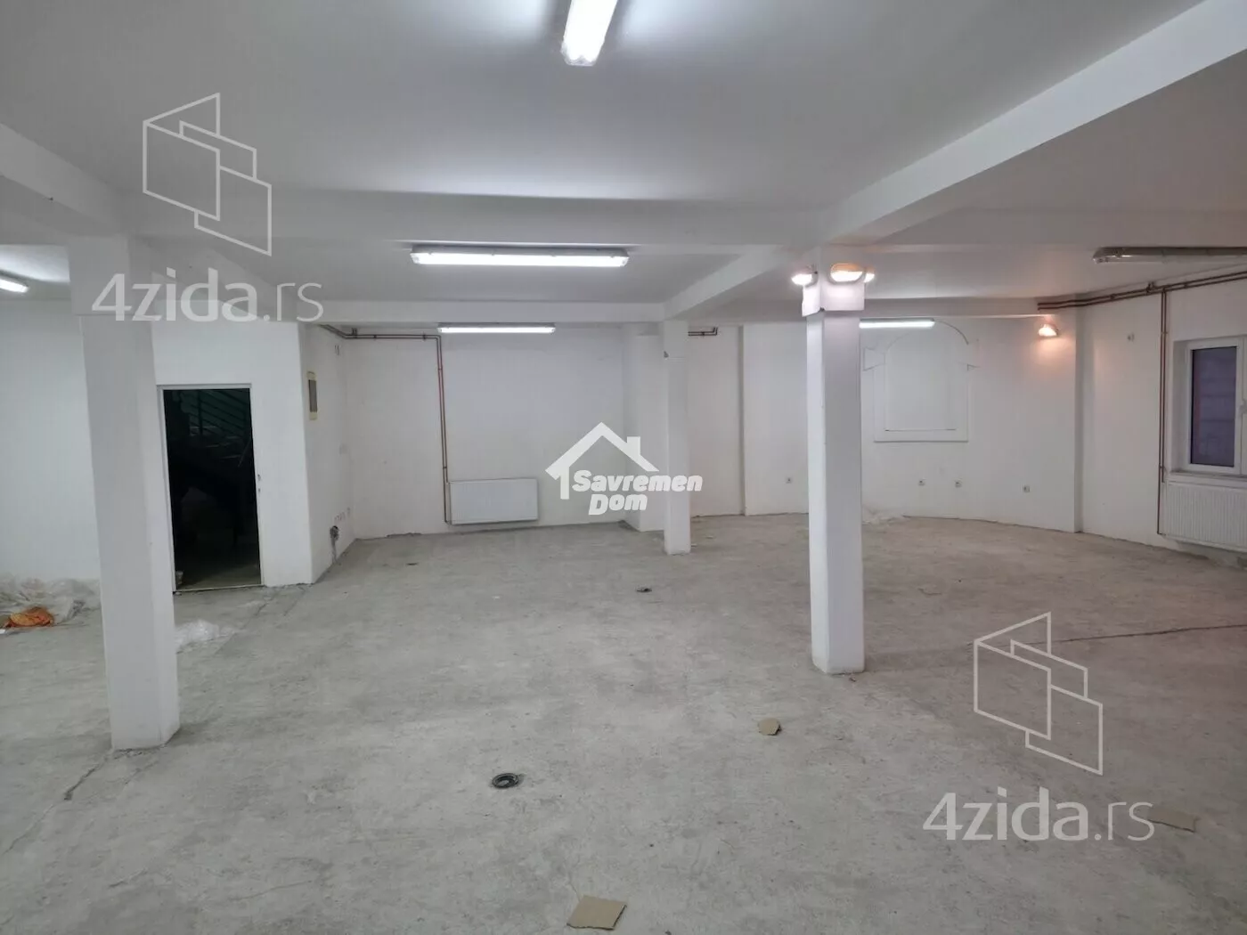 Poslovna zgrada | 4zida