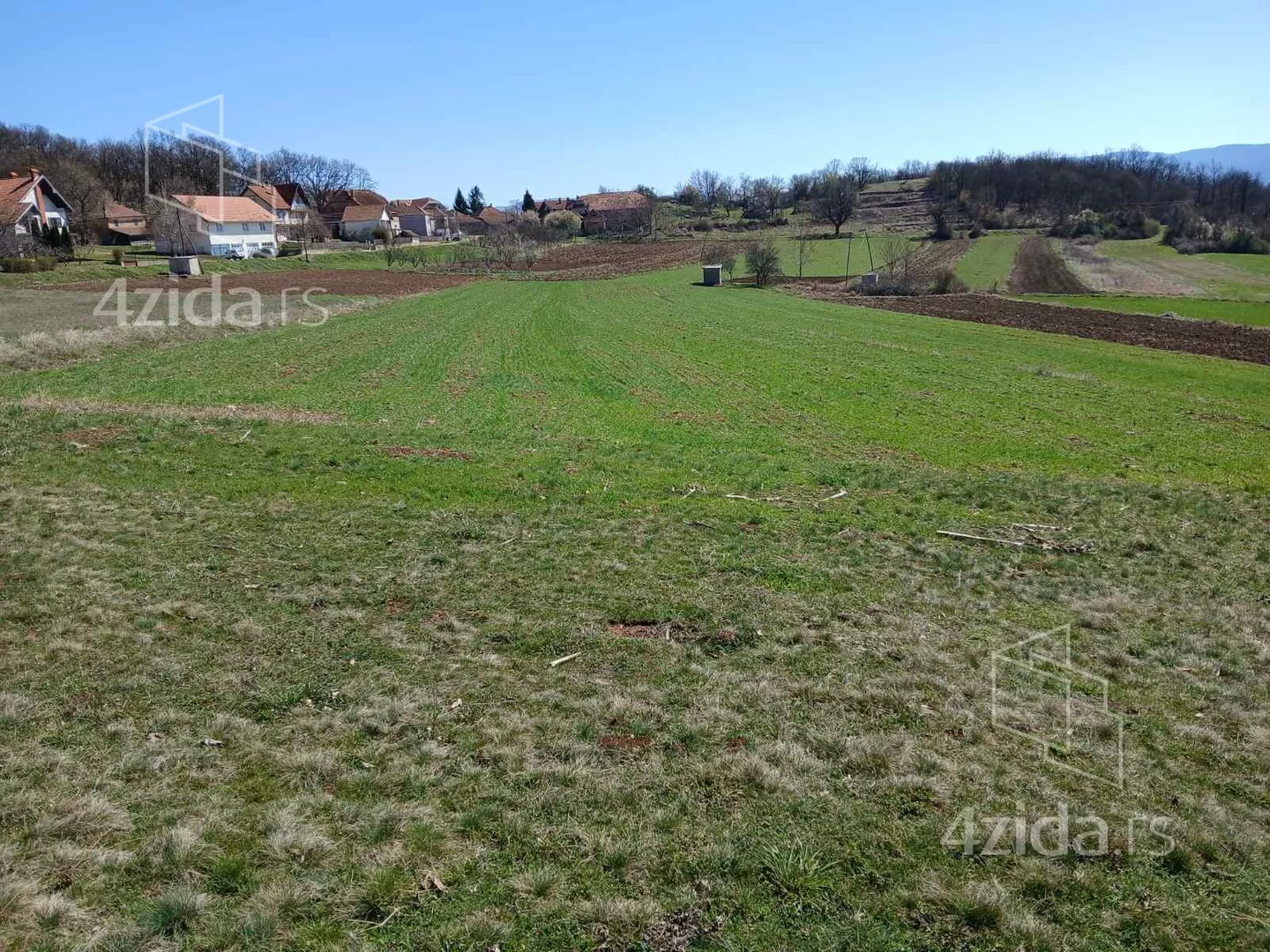 Plac | 4zida