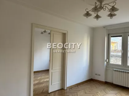 Trg Nikole Pašića | 4zida.rs