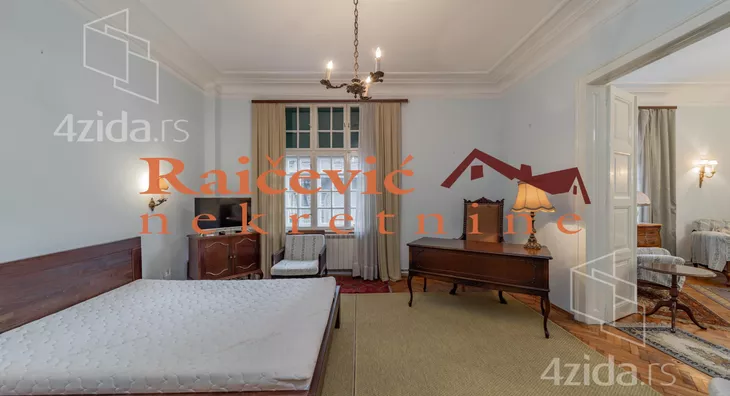 Četvoroiposoban stan | 4zida