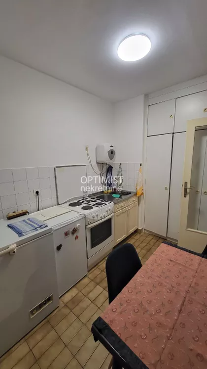 Prve pruge | 4zida.rs