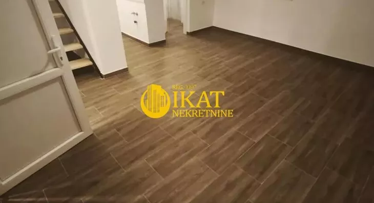 4-etažna kuća | 4zida