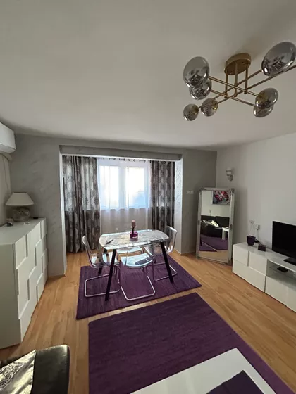 Sremska 17 | 4zida.rs