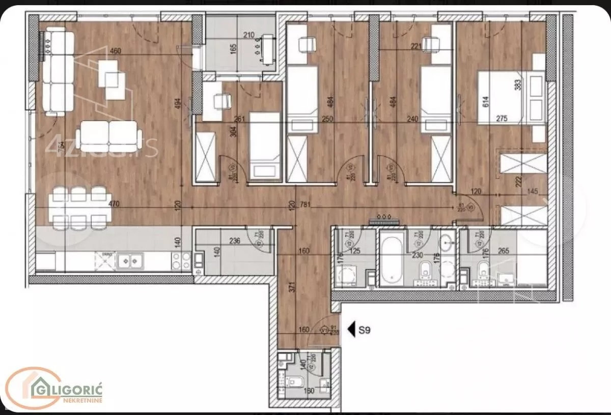 Četvorosoban stan | 4zida