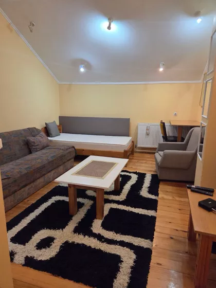 Kertvaroš | 4zida.rs