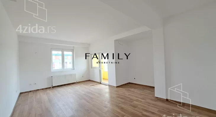 Četvoroiposoban stan | 4zida