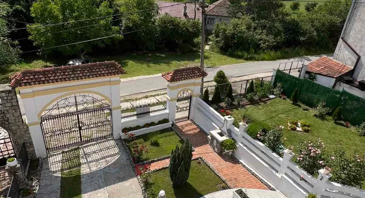 3-etažna kuća | 4zida