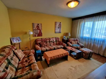 Pere Velimirovića | 4zida.rs