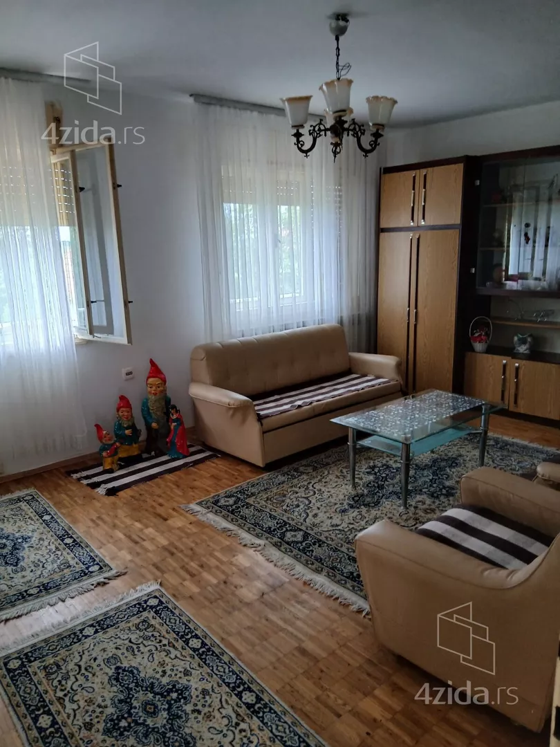 3-etažna kuća | 4zida
