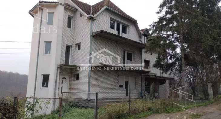 3-etažna kuća | 4zida