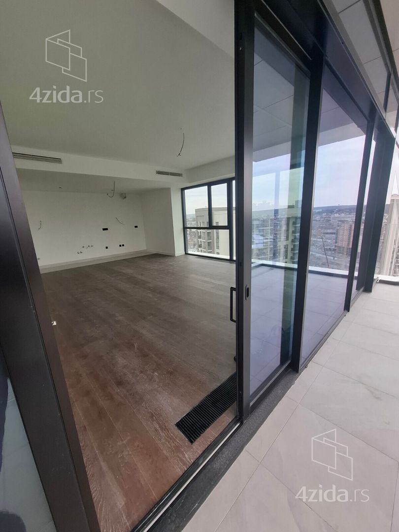 Apartament me 1 dhoma, 144 m²