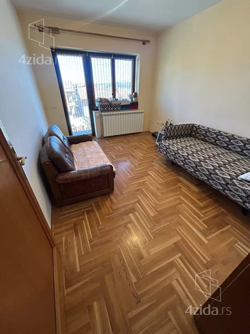 4-etažna kuća | 4zida
