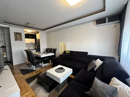 Bulevar Patrijarha Pavla (Somborski Bulevar) | 4zida.rs