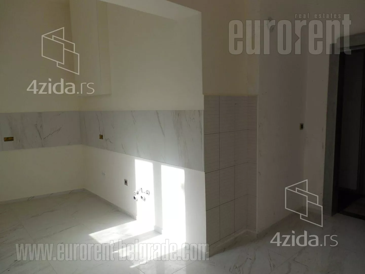 Lokal | 4zida