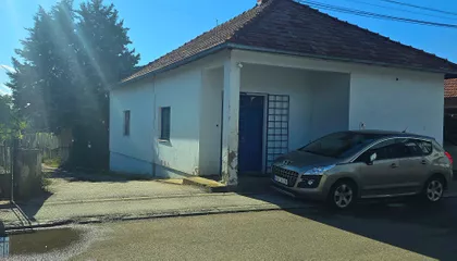 Mladosti 17 | 4zida.rs