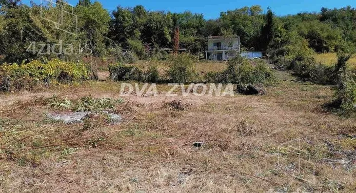 Plac | 4zida