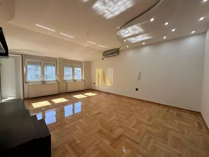 Banatić | 4zida.rs